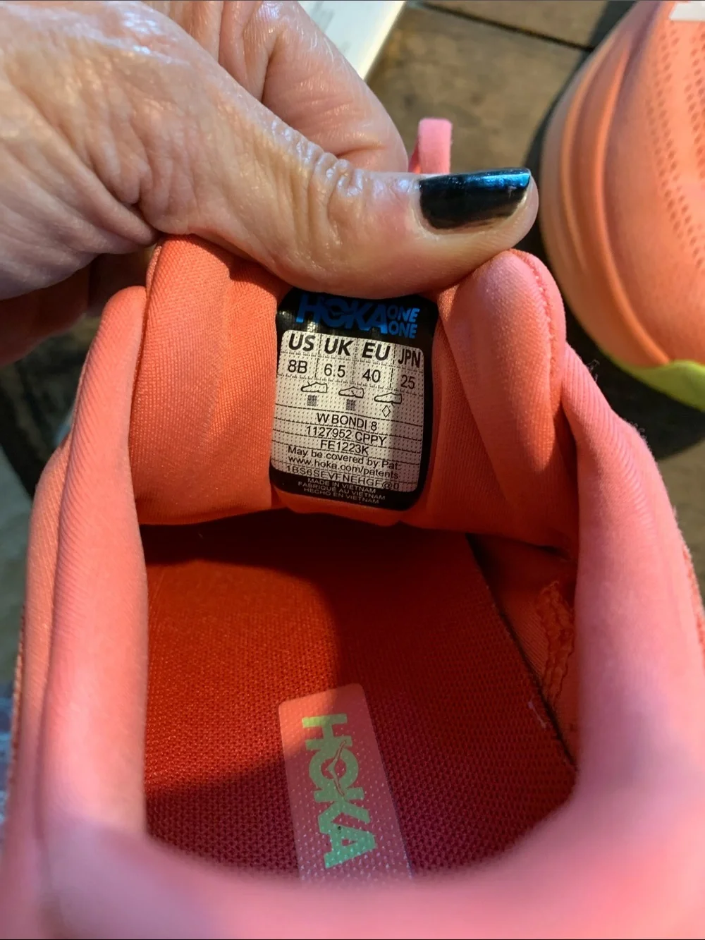 Like New Hoka Bondi 8 Coral/Papaya Running Shoes - Picture 9 of 11